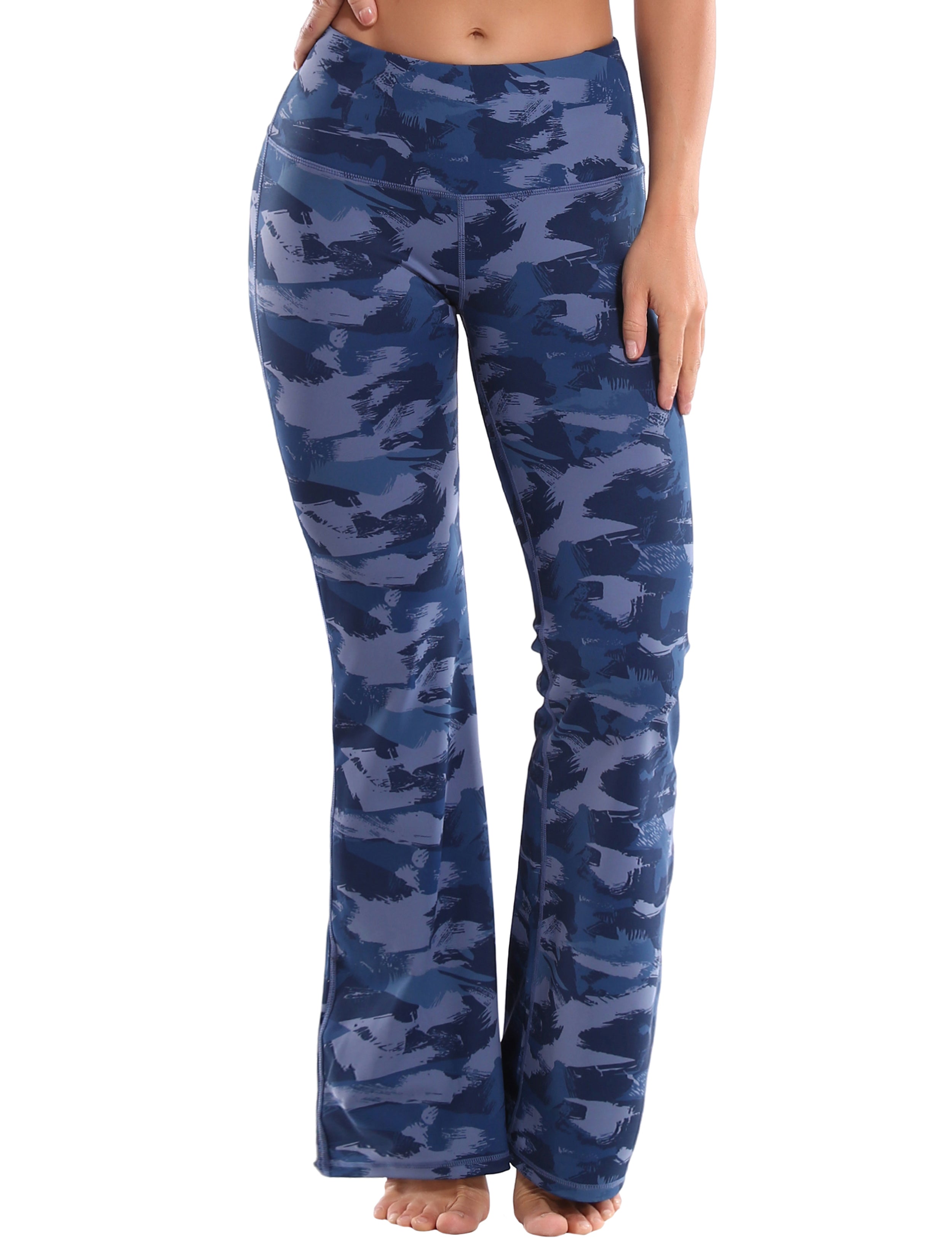 High Waist Printed Bootcut Leggings navy brushcamo 78%Polyester/22%Spandex Fabric doesn't attract lint easily 4-way stretch No see-through Moisture-wicking Tummy control Inner pocket Five lengths