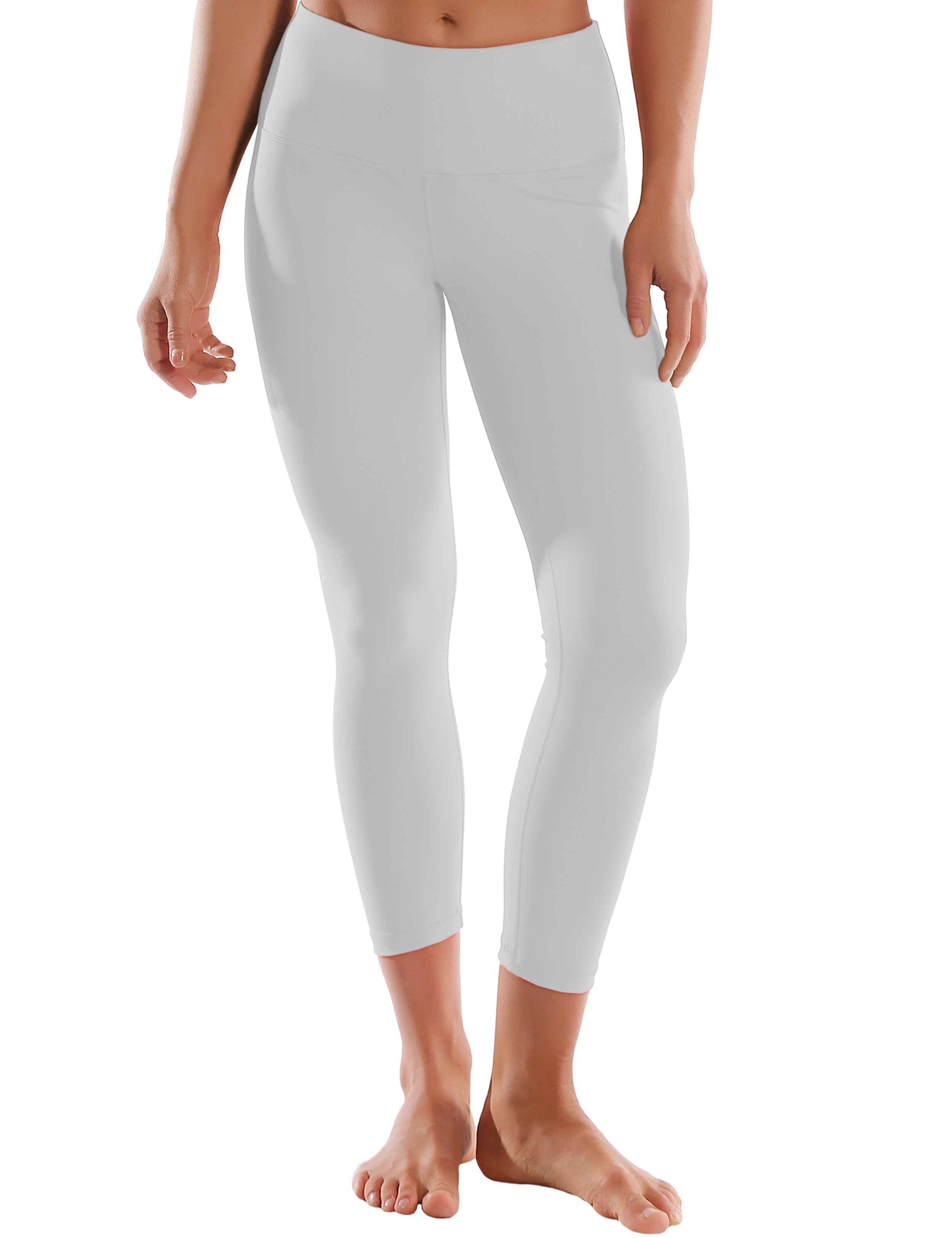 22" High Waist Crop Tight Capris lightgray 75%Nylon/25%Spandex Fabric doesn't attract lint easily 4-way stretch No see-through Moisture-wicking Tummy control Inner pocket