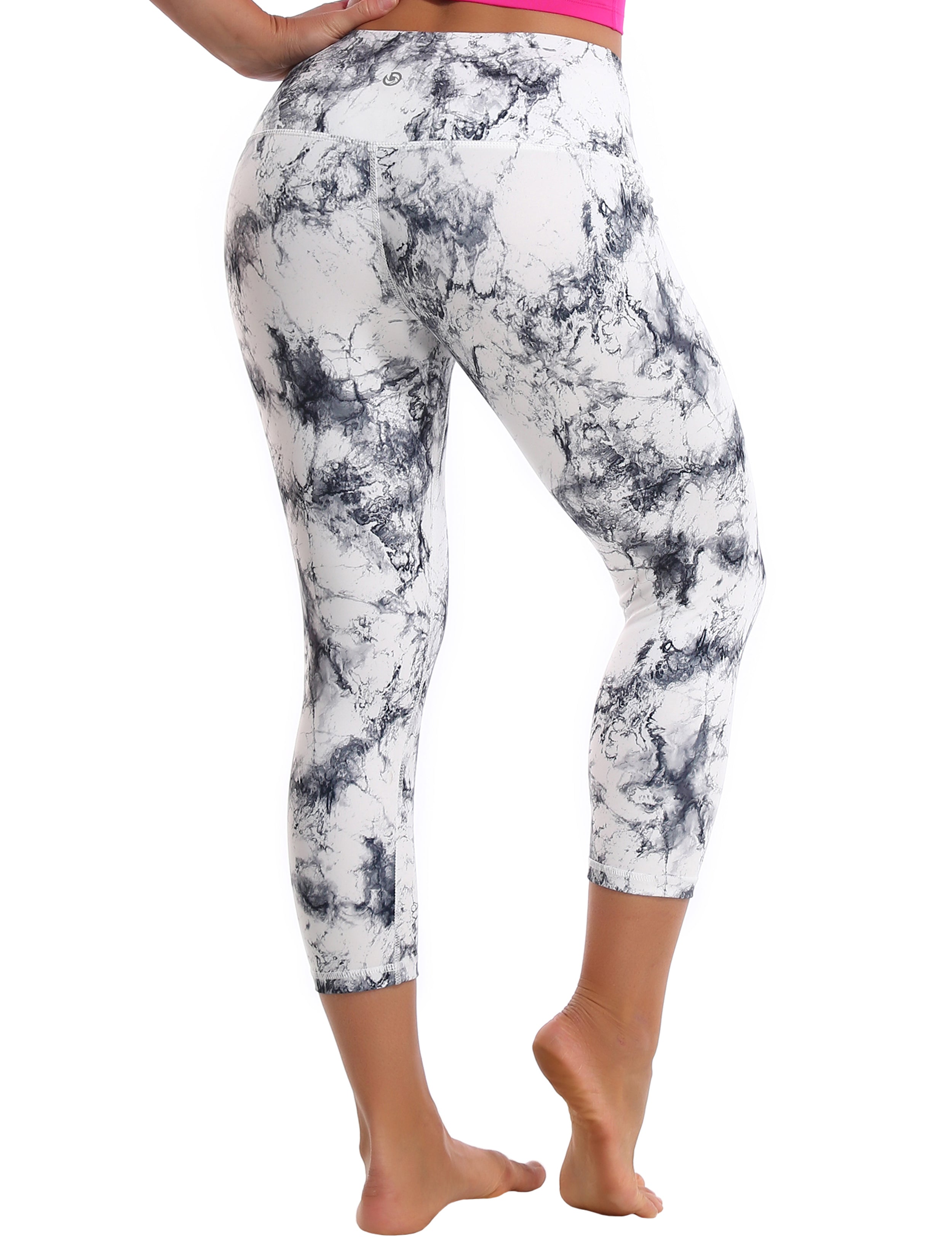 19" Printed Side Pockets Capris arabescato 75%Nylon/25%Spandex Fabric doesn't attract lint easily 4-way stretch No see-through Moisture-wicking Tummy control Inner pocket