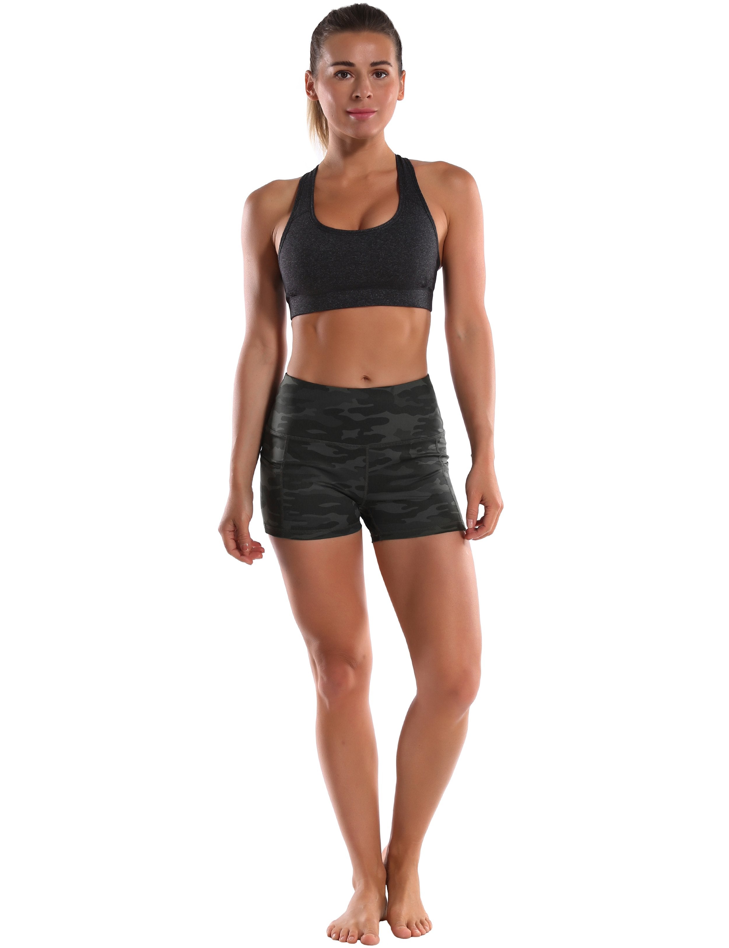 2.5" Printed Side Pockets Golf Shorts dimgraycamo Sleek, soft, smooth and totally comfortable: our newest sexy style is here. Softest-ever fabric High elasticity High density 4-way stretch Fabric doesn't attract lint easily No see-through Moisture-wicking Machine wash 78% Polyester, 22% Spandex