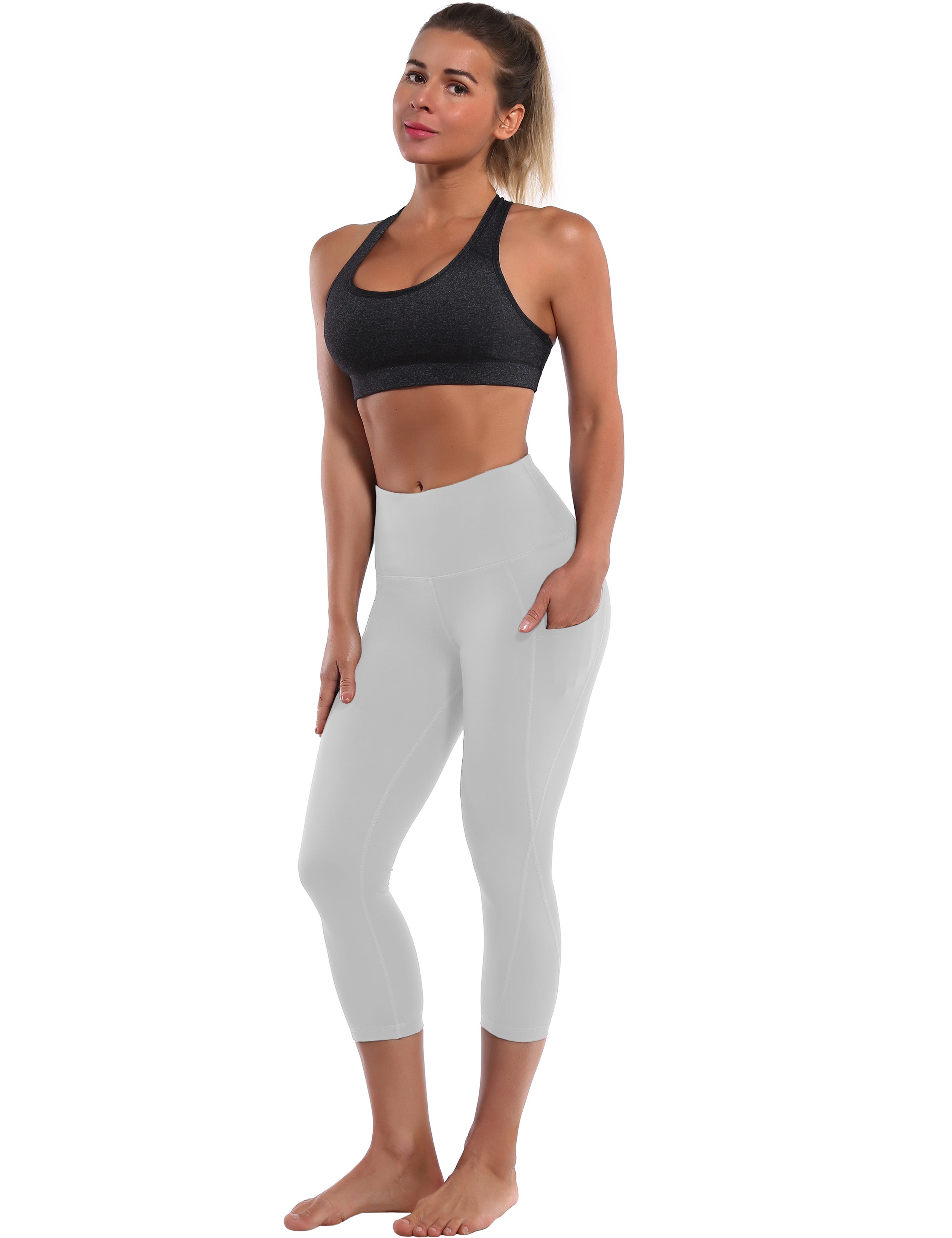 19" High Waist Side Pockets Capris lightgray 75%Nylon/25%Spandex Fabric doesn't attract lint easily 4-way stretch No see-through Moisture-wicking Tummy control Inner pocket