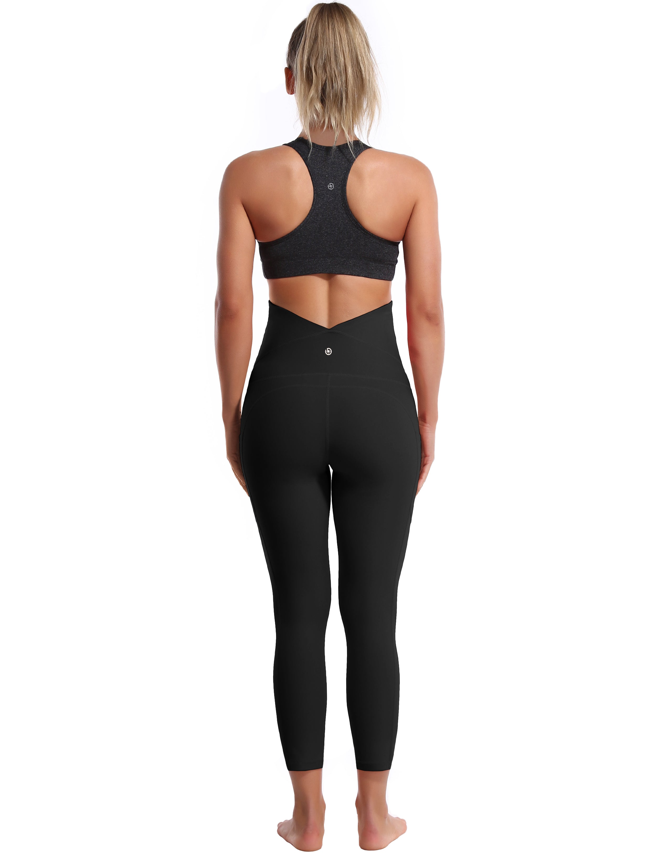 22" Side Pockets Maternity Pilates Pants black 87%Nylon/13%Spandex Softest-ever fabric High elasticity 4-way stretch Fabric doesn't attract lint easily No see-through Moisture-wicking Machine wash