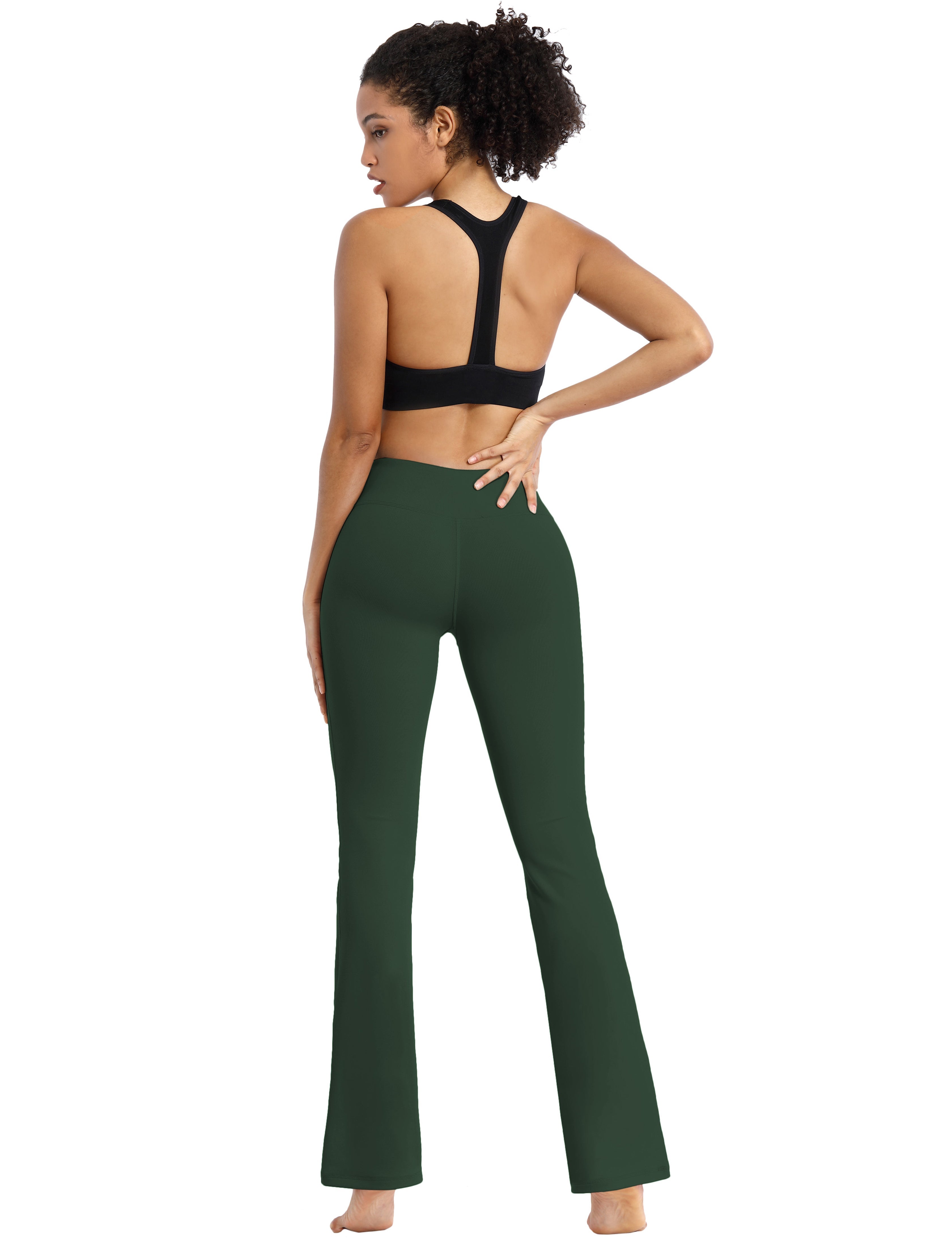 Cotton Nylon Bootcut Leggings olivegreen 87%Nylon/13%Spandex (Super soft, cotton feel , 280gsm) Fabric doesn't attract lint easily 4-way stretch No see-through Moisture-wicking Inner pocket Four lengths