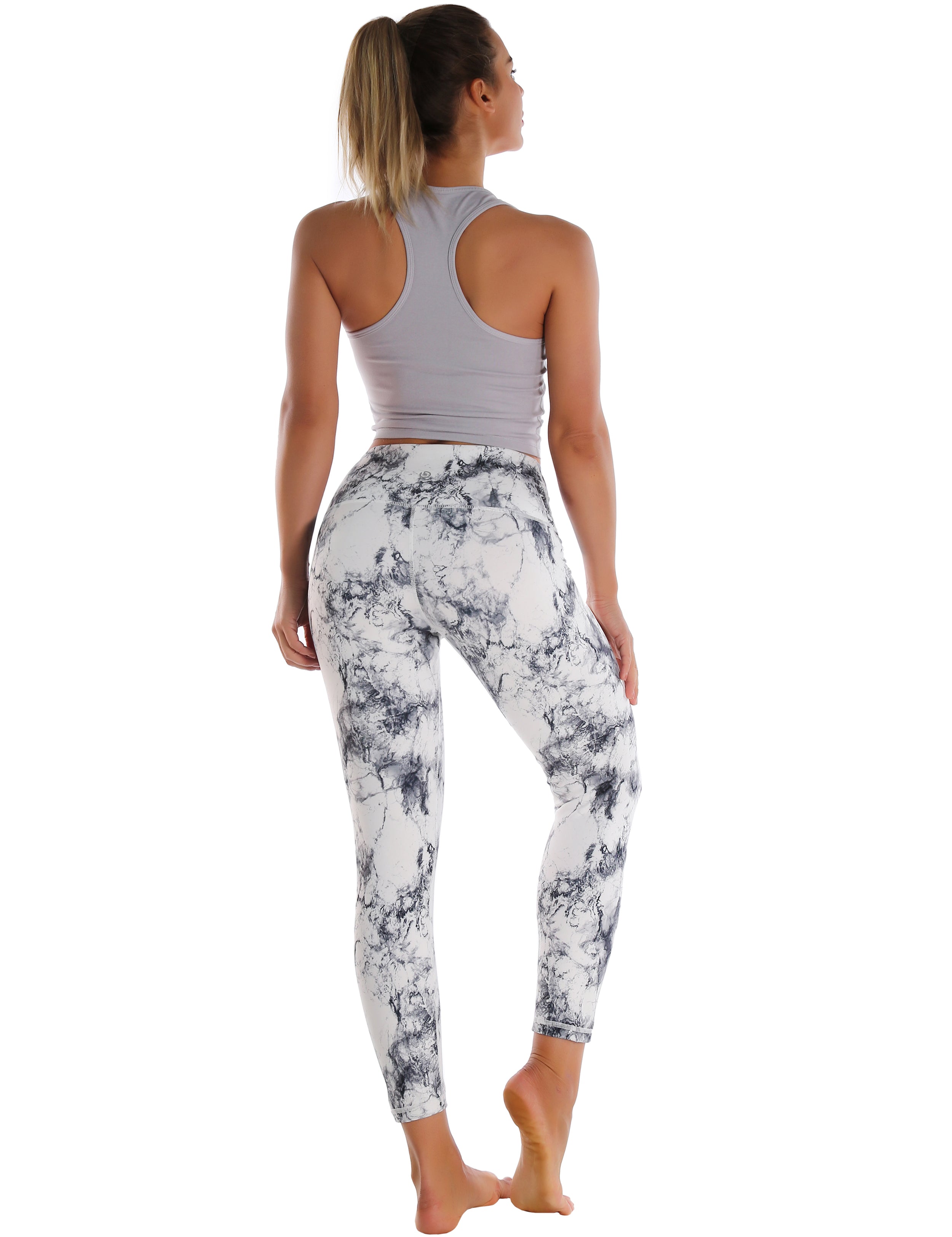 22" High Waist Crop Tight Capris arabescato 82%Polyester/18%Spandex Fabric doesn't attract lint easily 4-way stretch No see-through Moisture-wicking Tummy control Inner pocket