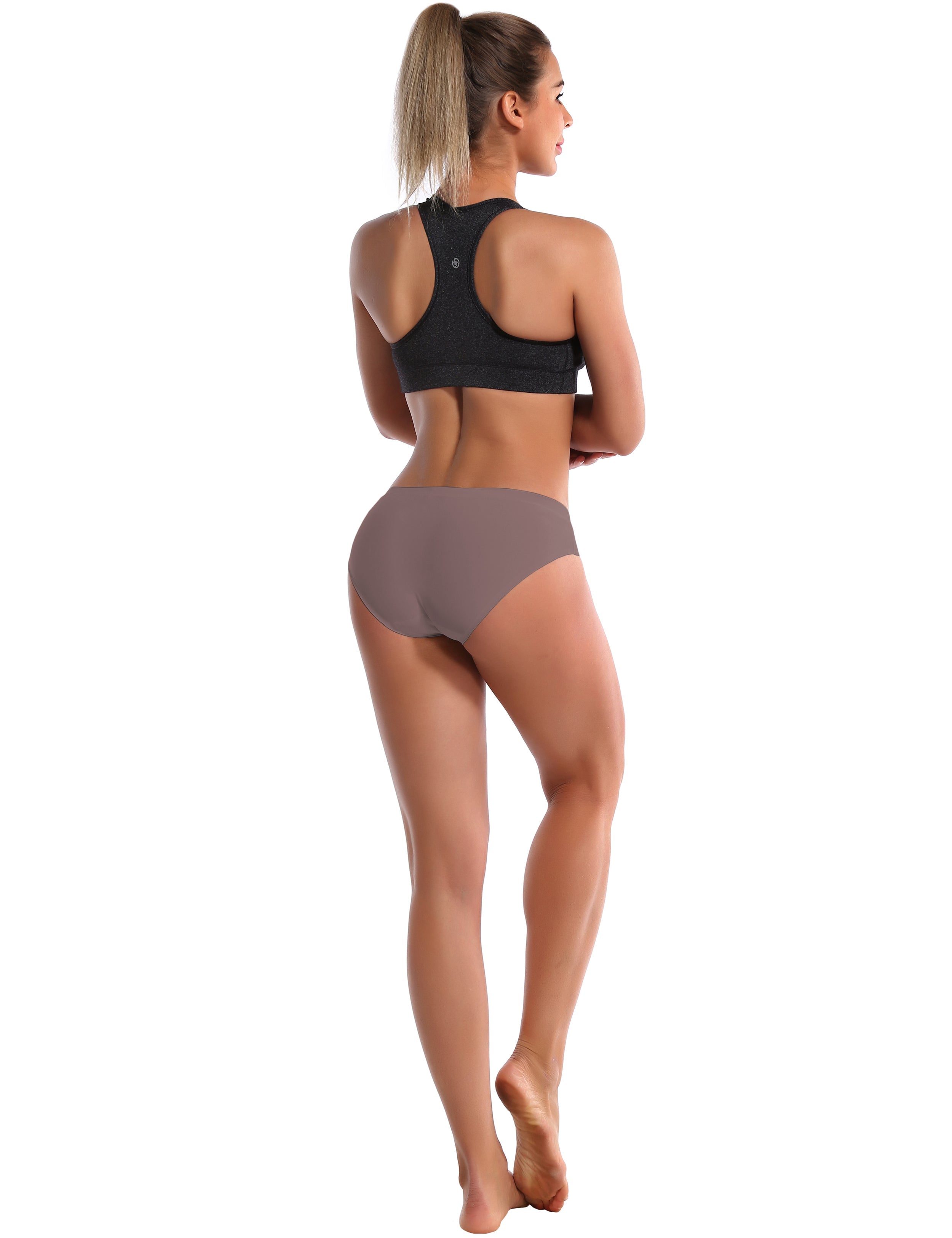 Invisibles Sport Bikini Panties brown Sleek, soft, smooth and totally comfortable: our newest bikini style is here. High elasticity High density Softest-ever fabric Laser cutting Unsealed Comfortable No panty lines Machine wash 95% Nylon, 5% Spandex