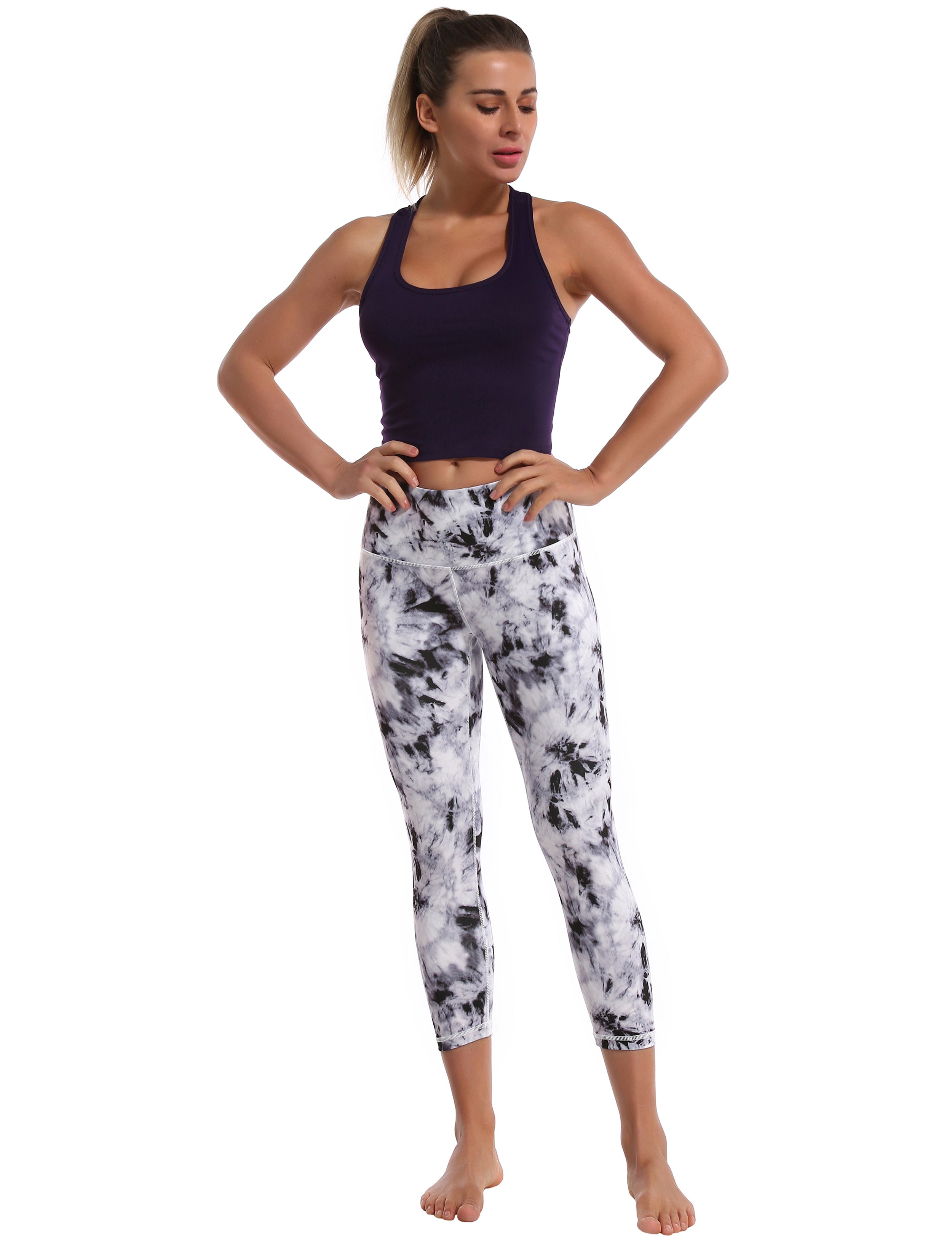 19" High Waist Printed Crop Tight Capris black dandelion_Pilates