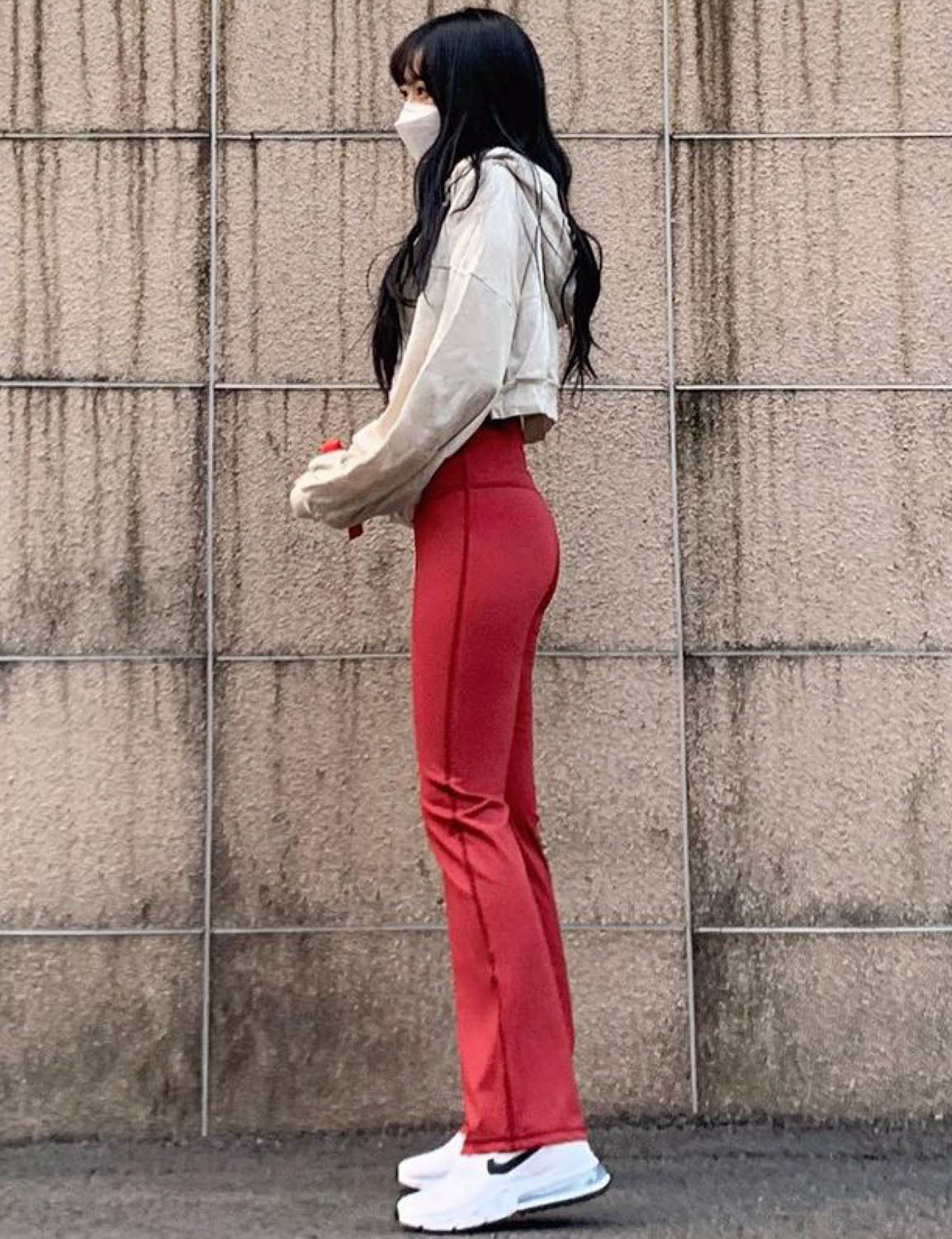 High Waist Bootcut Leggings Scarlet 75%Nylon/25%Spandex Fabric doesn't attract lint easily 4-way stretch No see-through Moisture-wicking Tummy control Inner pocket Five lengths