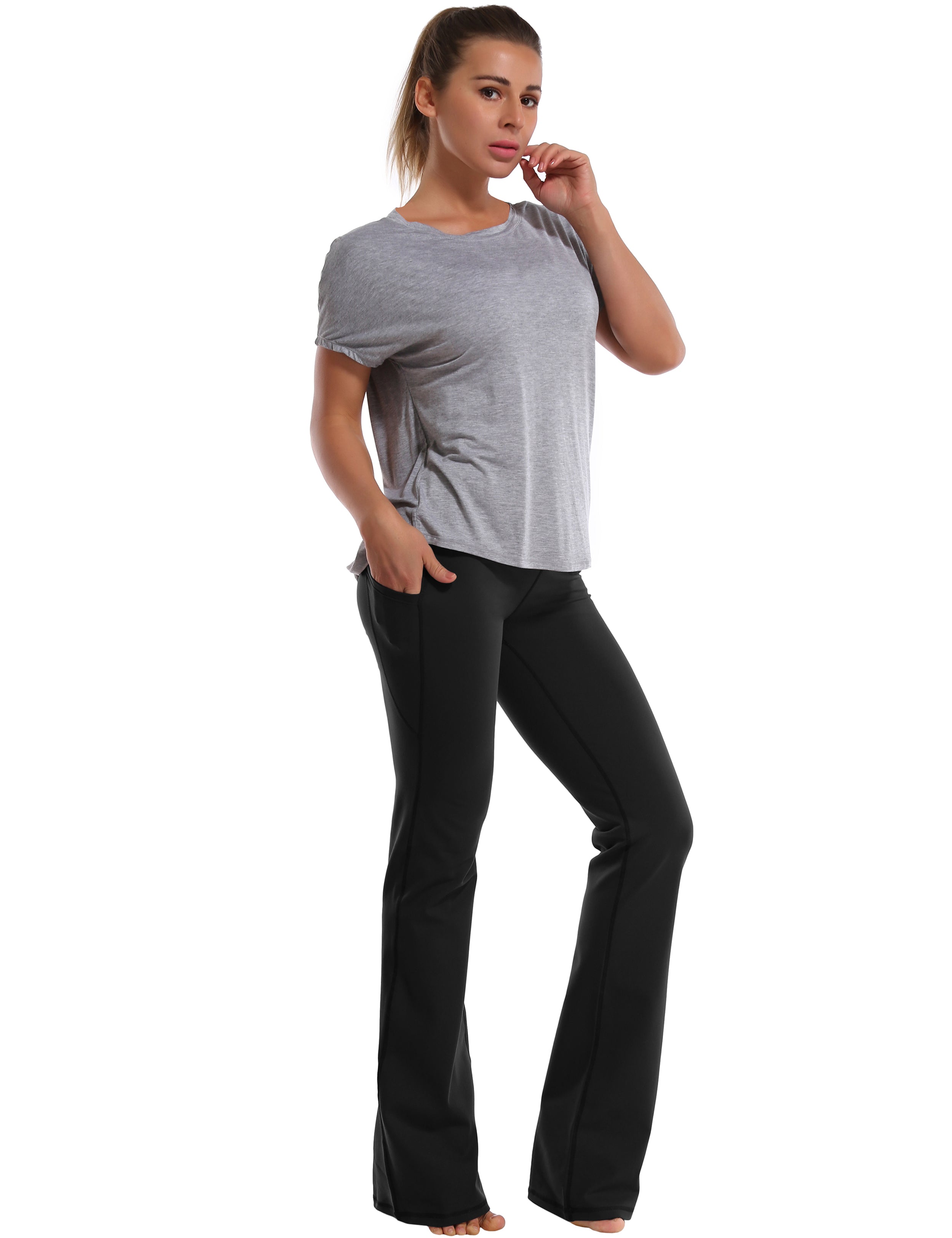 139 Side Pockets Bootcut Leggings black 87%Nylon/13%Spandex Fabric doesn't attract lint easily 4-way stretch No see-through Moisture-wicking Tummy control Inner pocket Four lengths